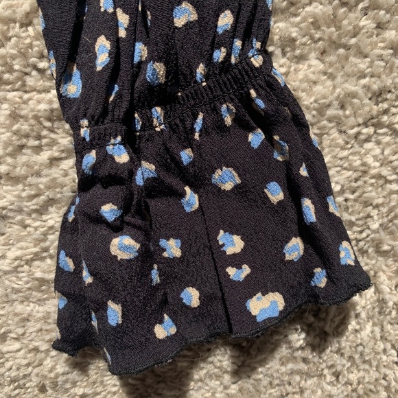 Sanctuary (Nordstrom) blue semi cropped blouse M - Picture 2 of 6